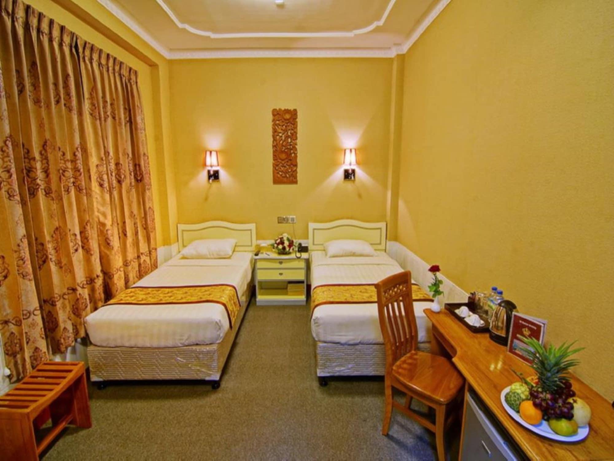 Smart Hotel Мандалей Екстериор снимка