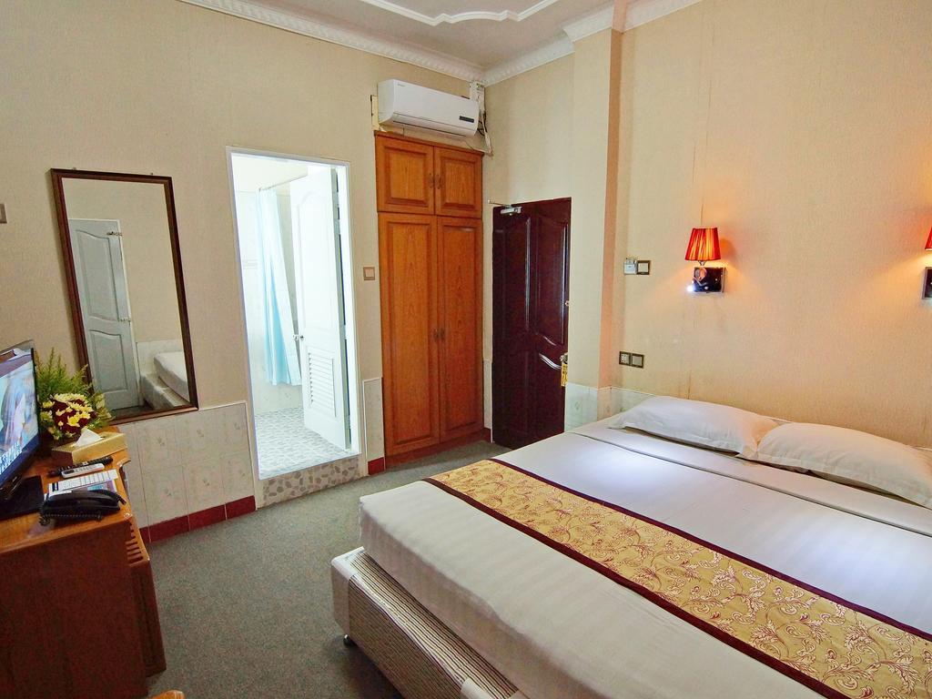Smart Hotel Мандалей Екстериор снимка