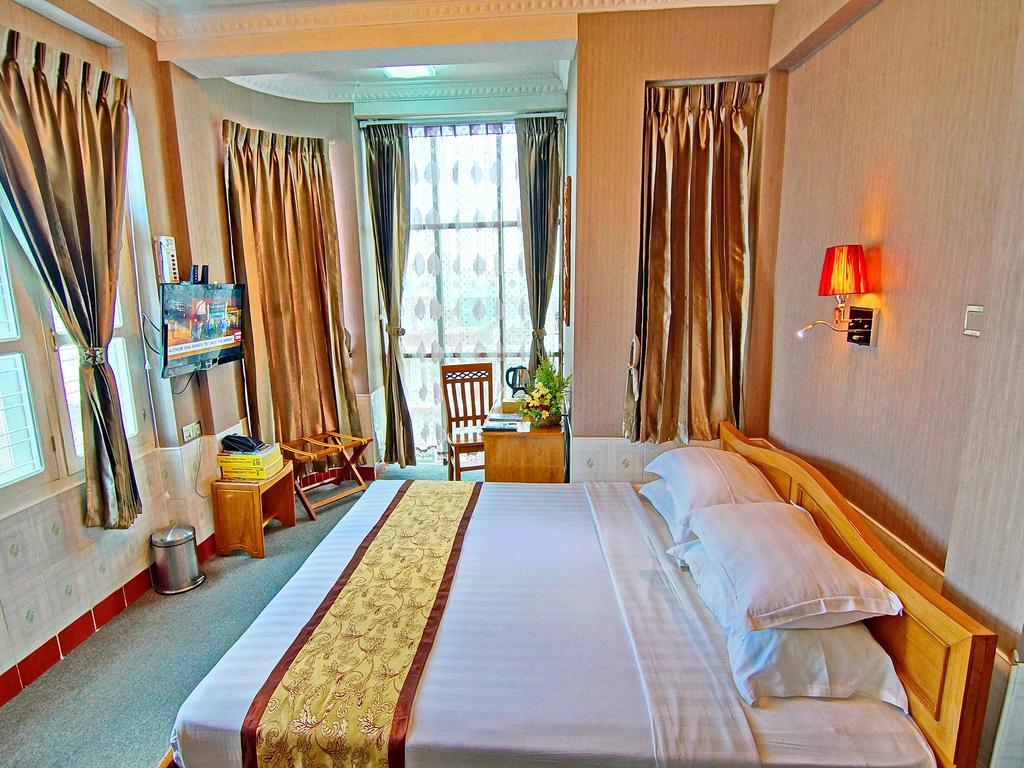 Smart Hotel Мандалей Екстериор снимка