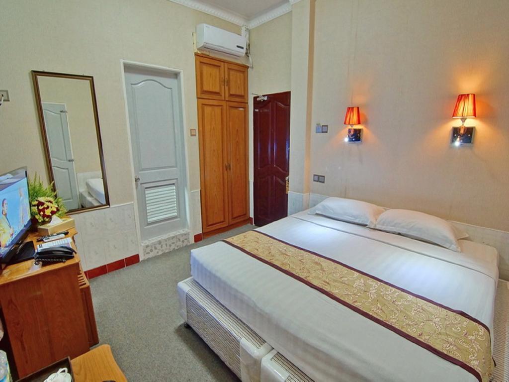 Smart Hotel Мандалей Екстериор снимка