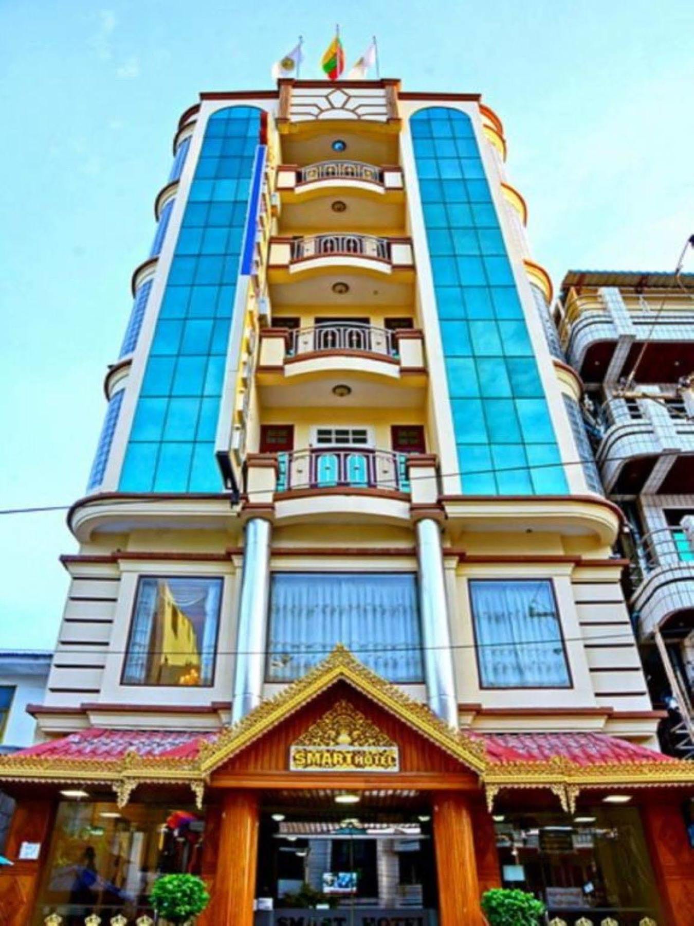 Smart Hotel Мандалей Екстериор снимка